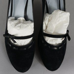 Marshall Fields Urissa-MF BLK Suede 9.5M NWT